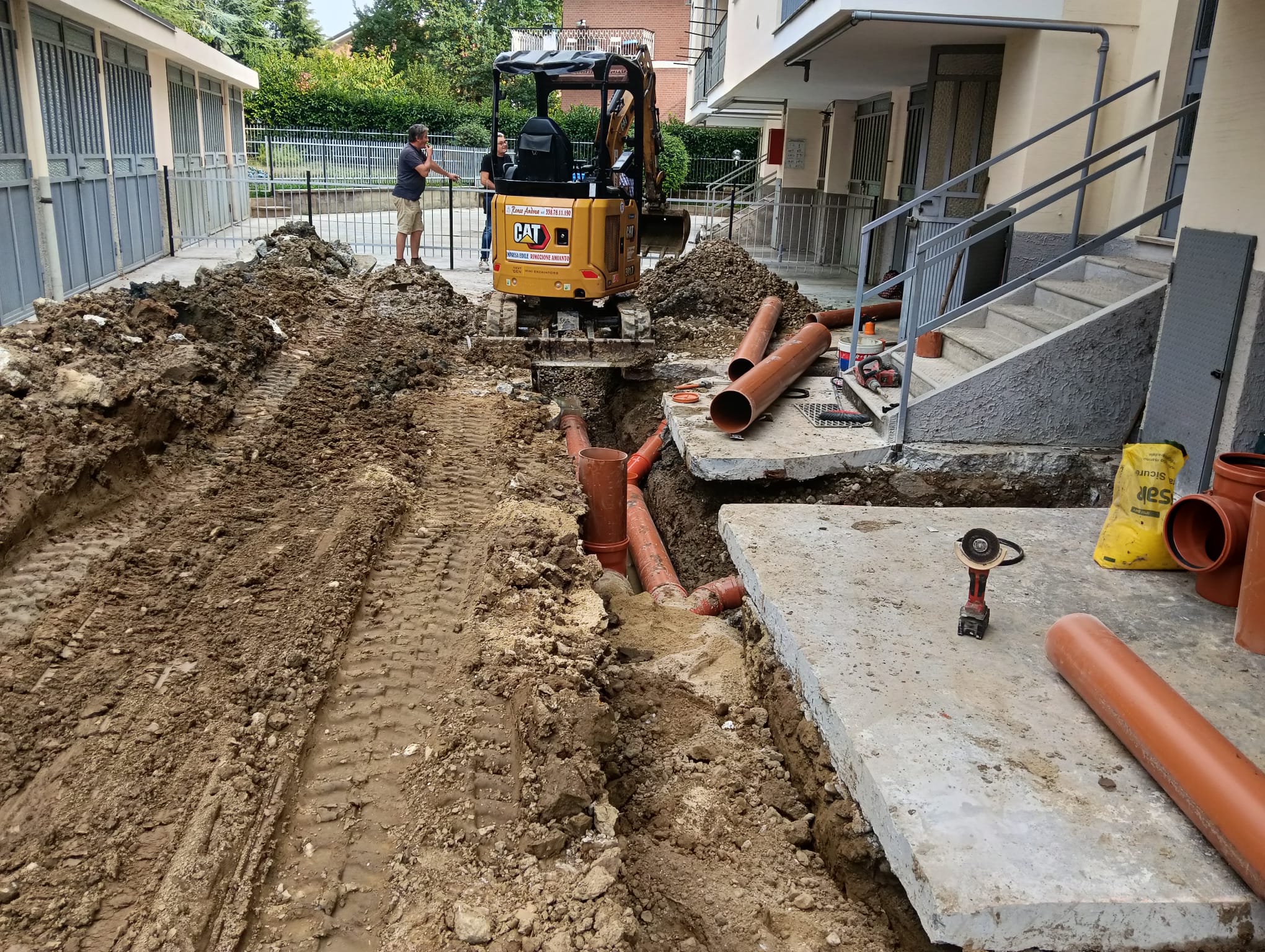 Realizzazione della Nuova Rete Fognaria in un Cantiere a Moncalieri
